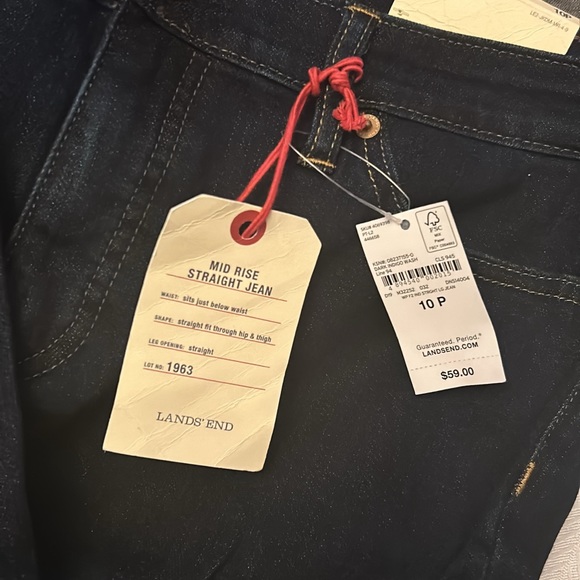 Mid Rise, size 10P, Straight Jean - Picture 3 of 3